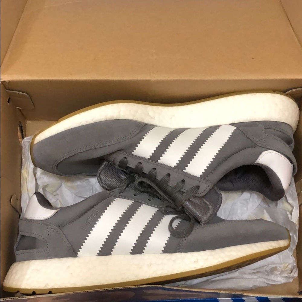 Grey Adidas Originals in really good shape w/box!!